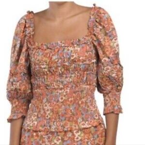 House of Harlow smocked Bell sleeve blouse, elastic neck, size small